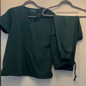 Mandala Scrub Set - Hunter Green - Worn once!
